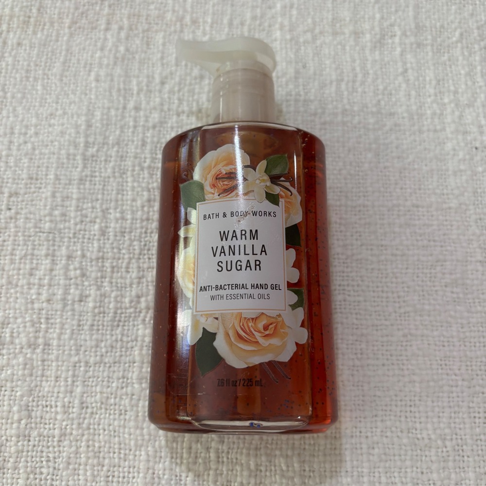 Bath & Body Works Warm Vanilla Sugar Anti-Bacterial Hand Gel 7.6 fl oz Pump